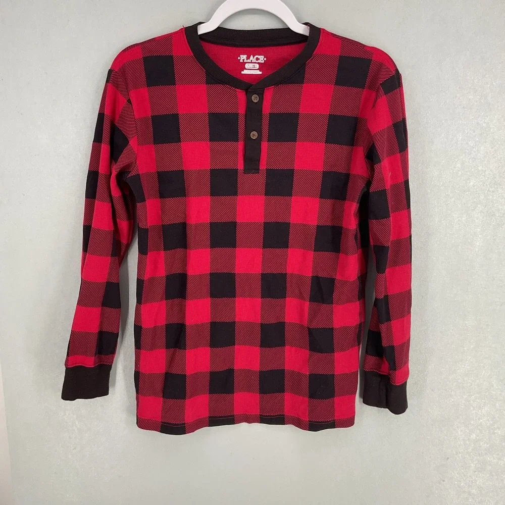 The Children's Place Boys Henley Buffalo Plaid Red Black Waffle Knit XL 14